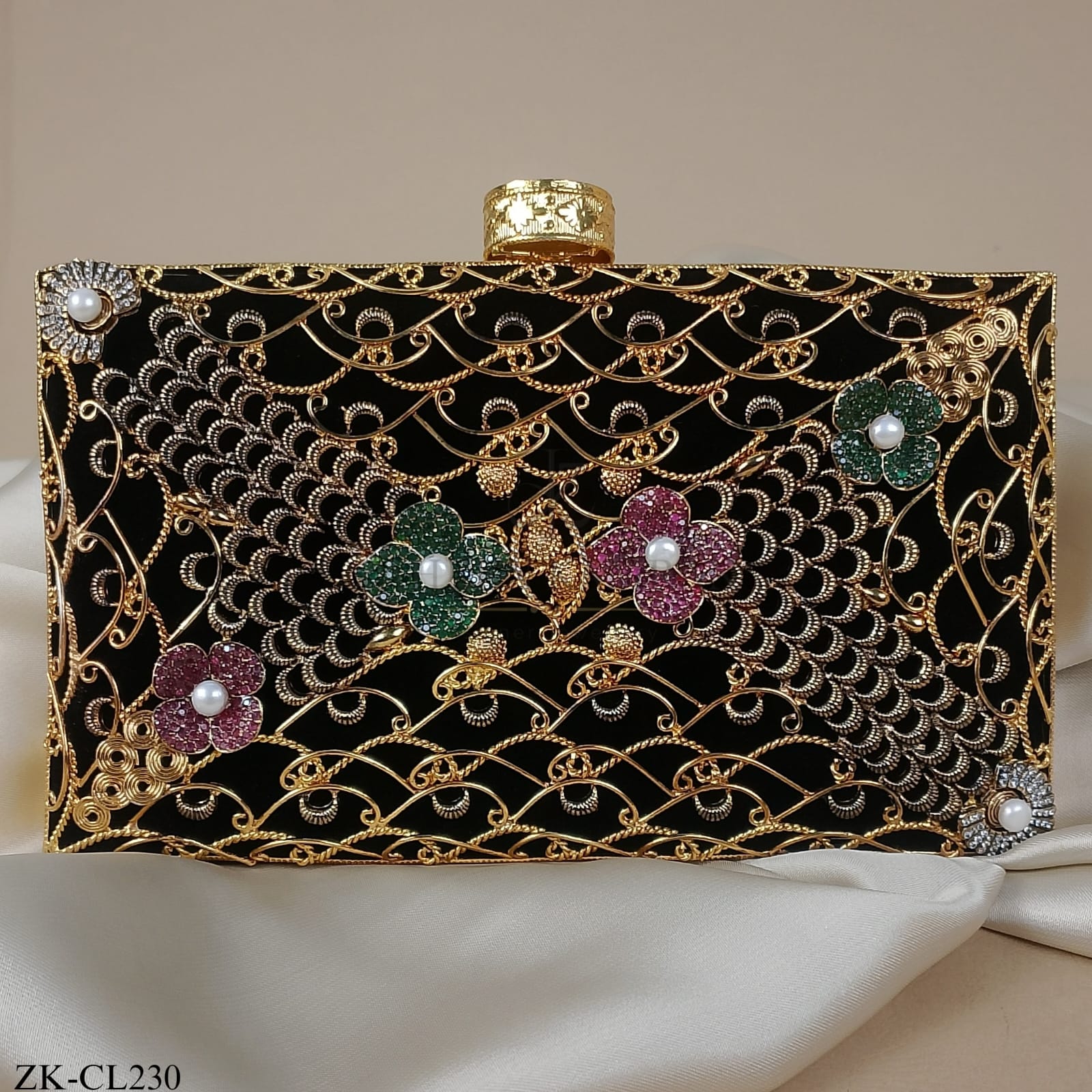 FLORET CLUTCH