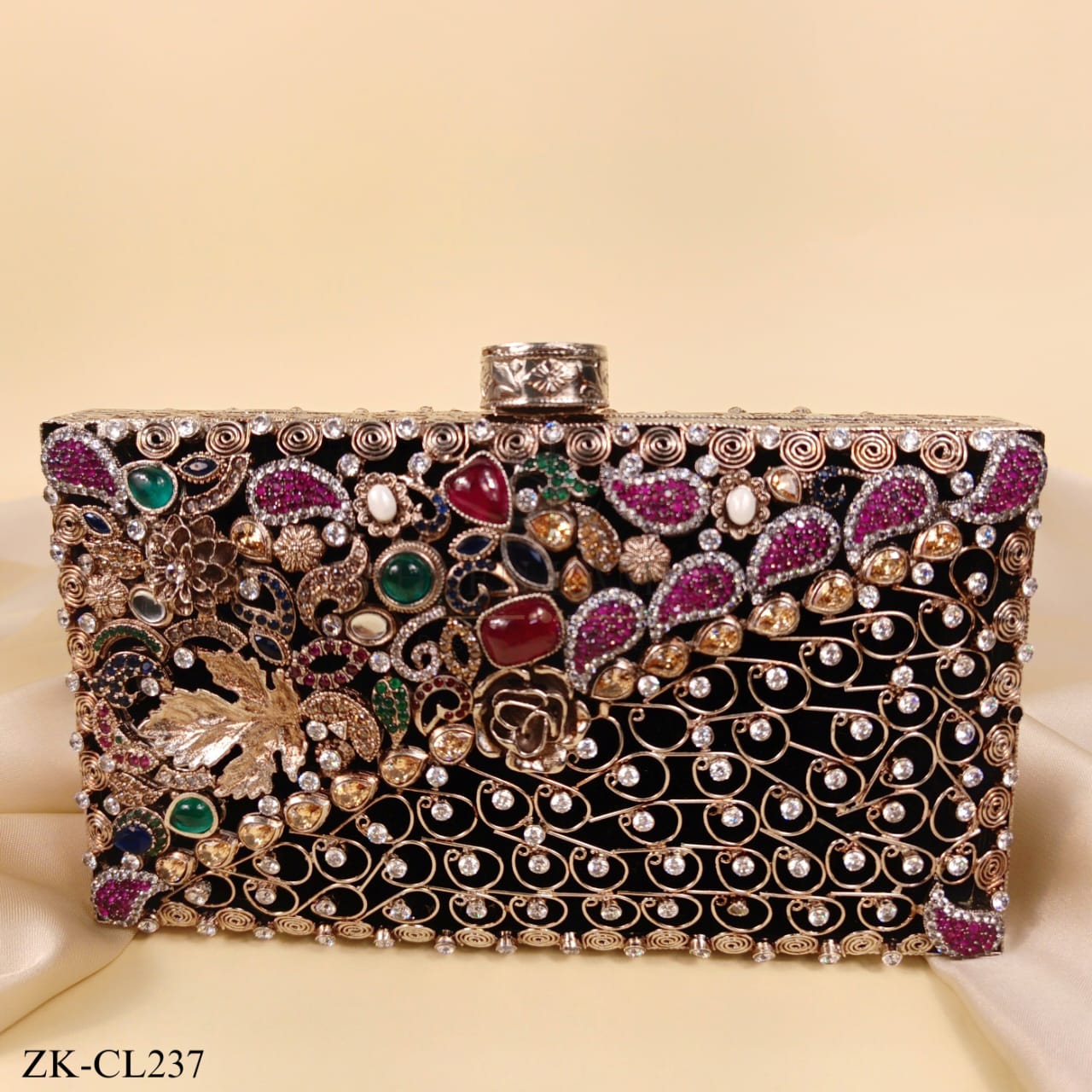 MULTI GEMSTONES CLUTCH