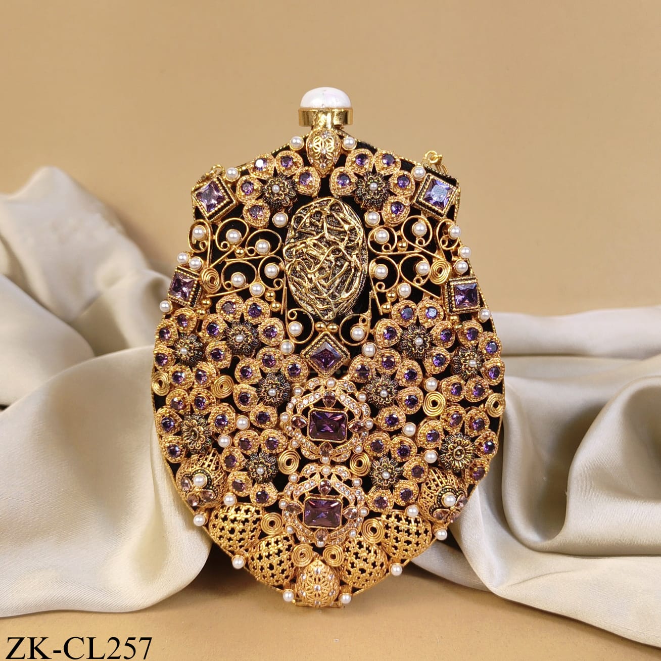 ANTIQUE MINI AMETHYST AND SAPPHIRE GEMS INTRICATE CLUTCH