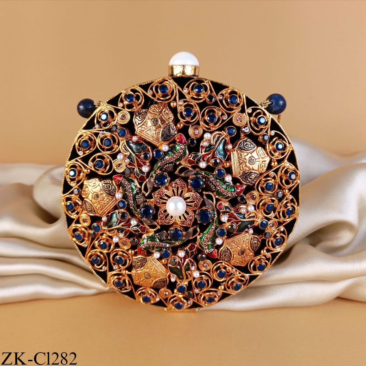 SAPPHIRE  ROUND CLUTCH