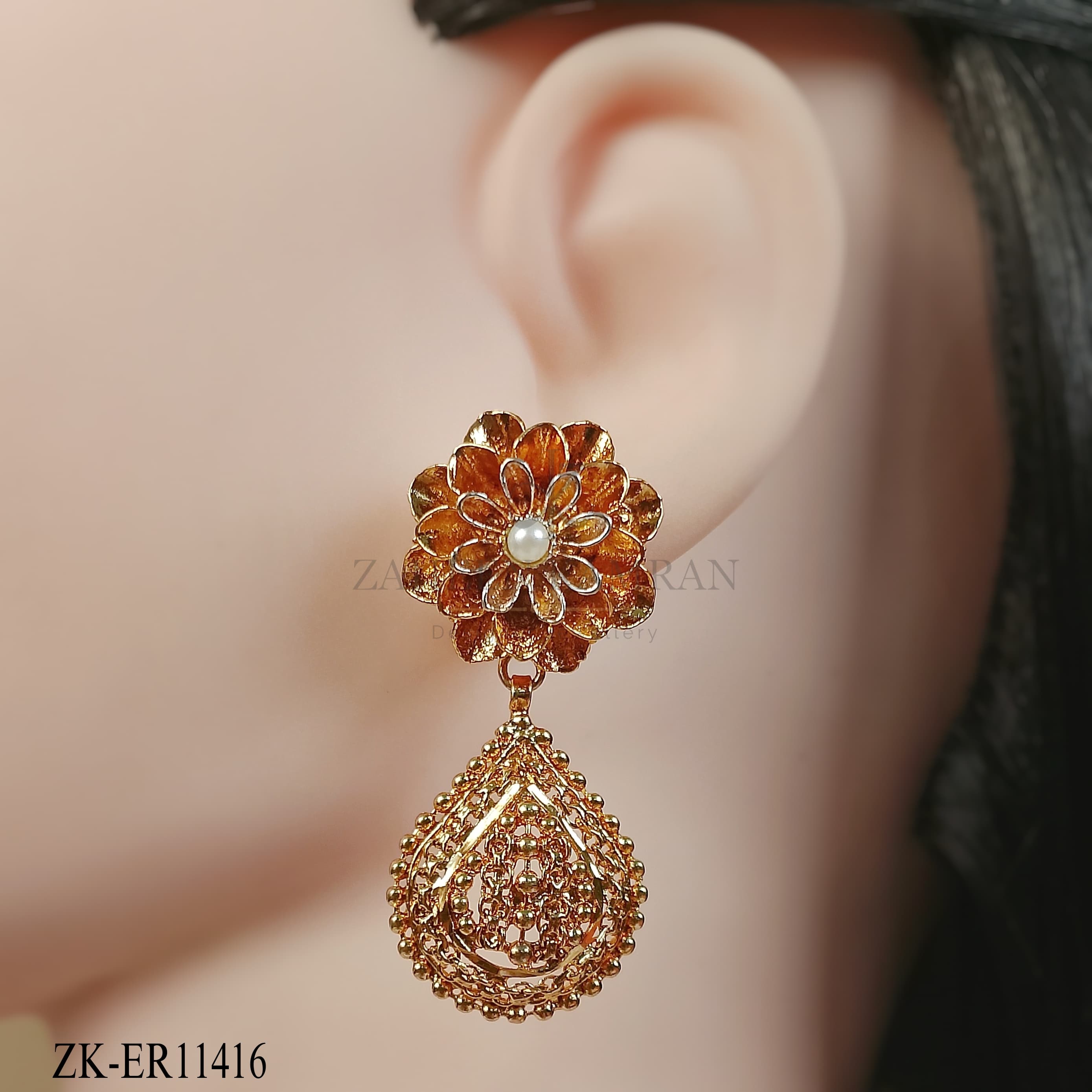 FLORAL EARRINGS