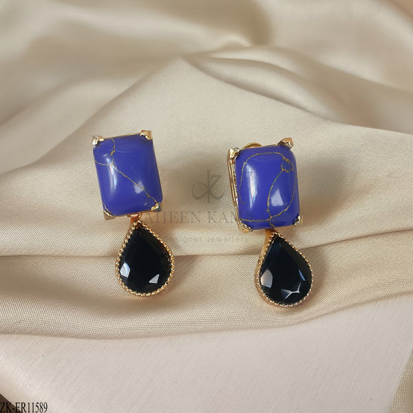 SQUARE EARRINGS