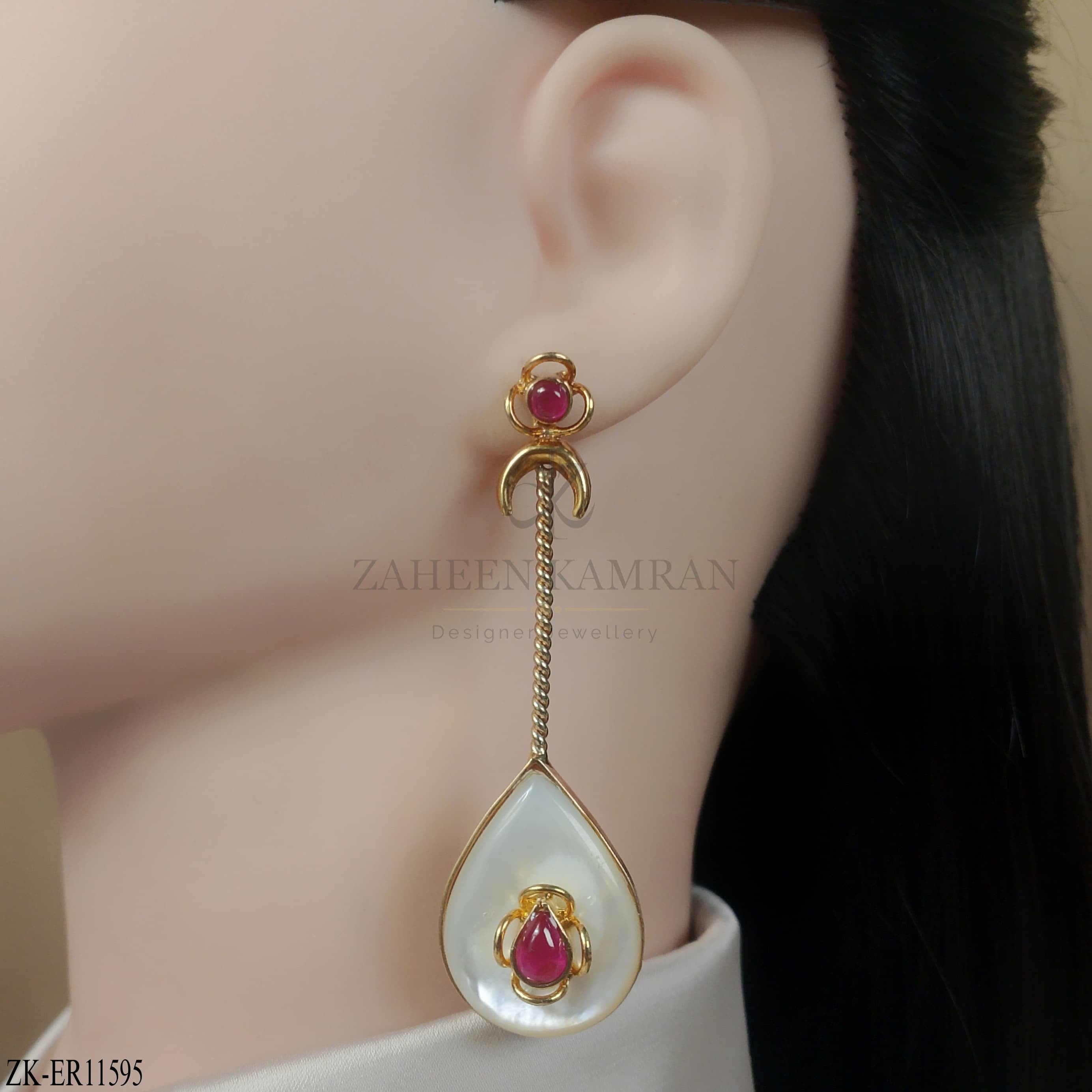 DROP EARRINGS