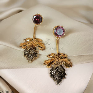 LEAFLET EARRINGS