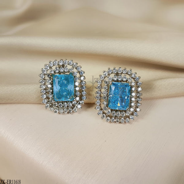 SQUARE EARRINGS