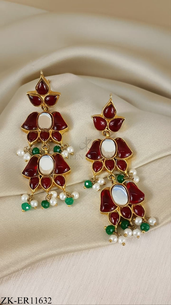 GARNET EARRINGS