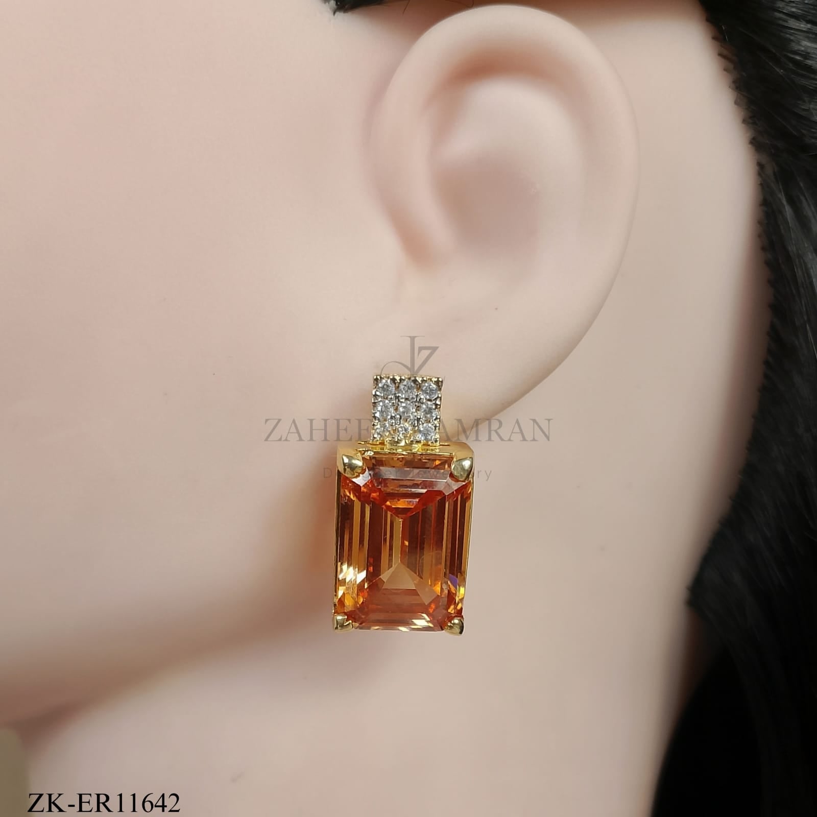 CHAMPAGNE EARRINGS