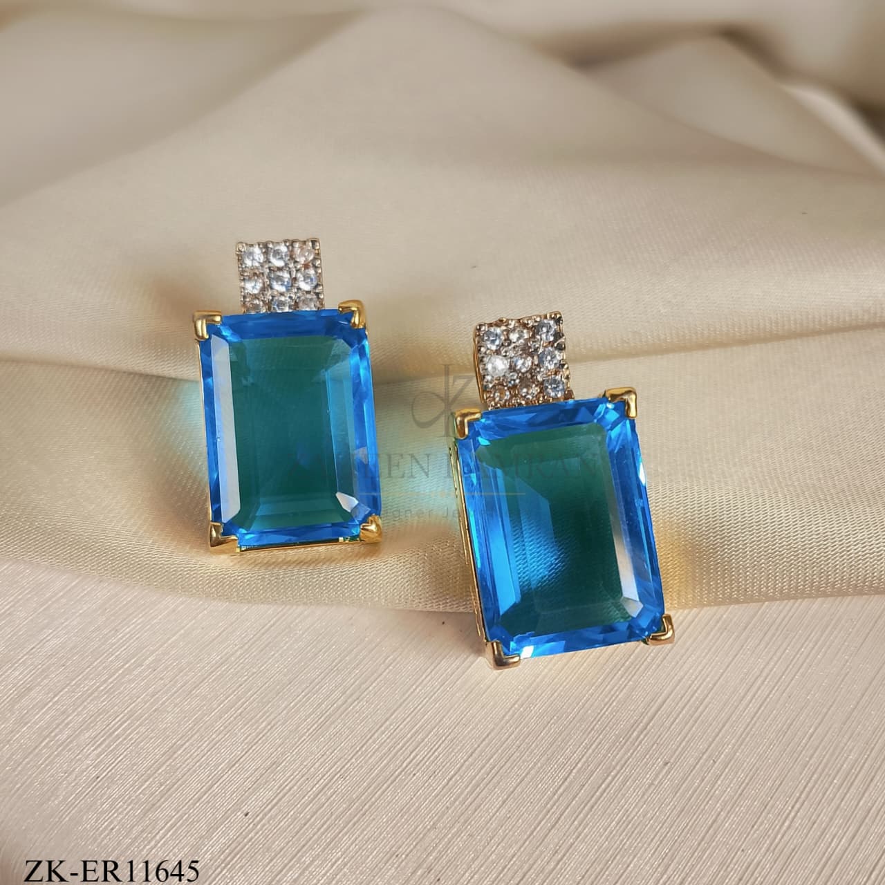 SAPPHIRE EARRINGS