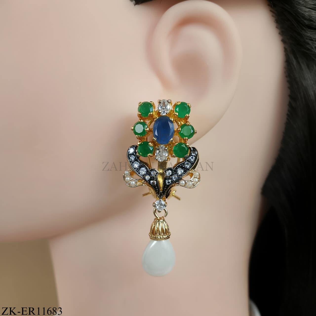 EMERALD EARRINGS