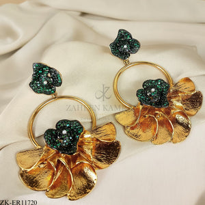 PETALS EARRINGS
