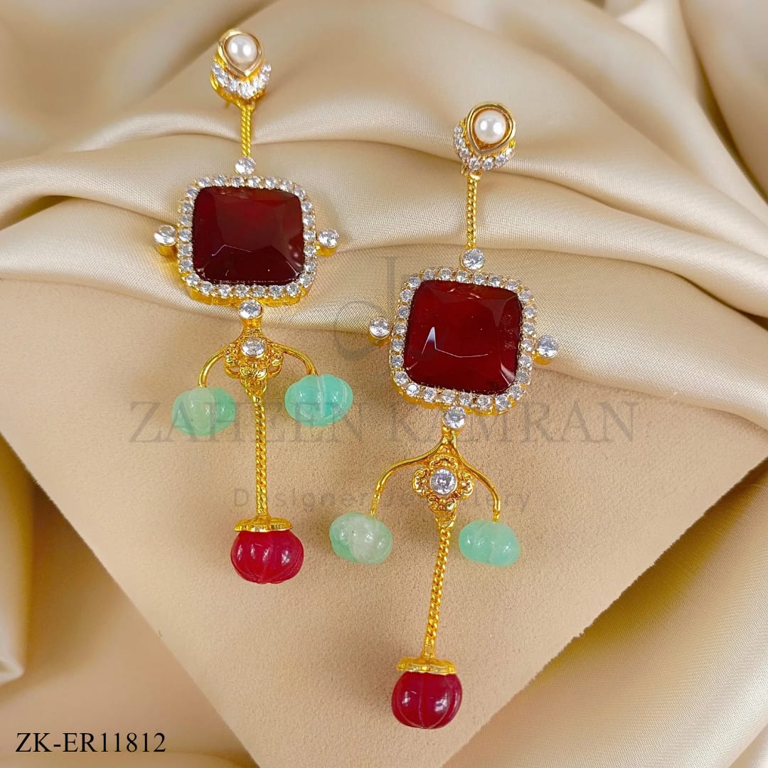 GARNET EARRINGS
