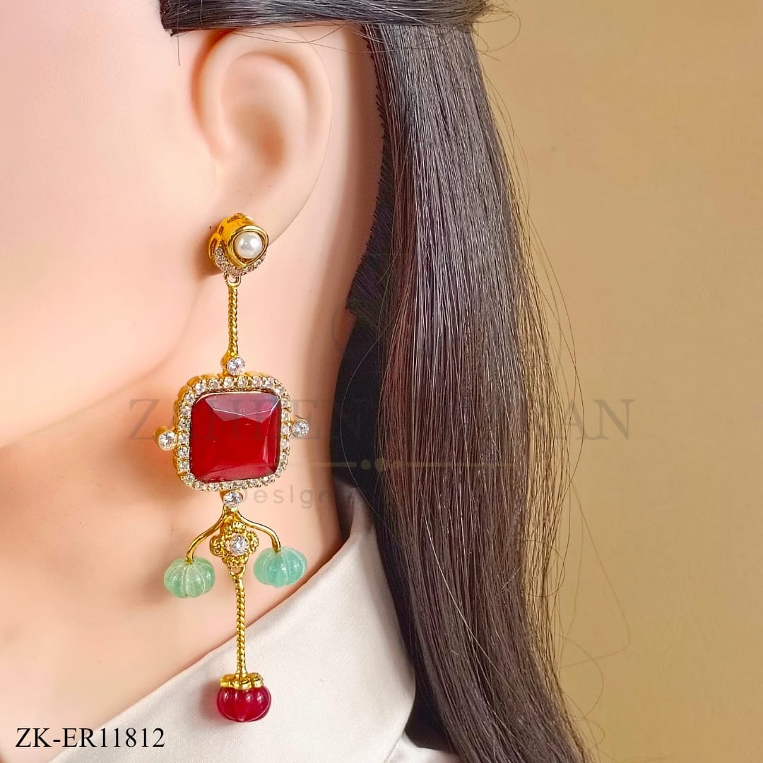 GARNET EARRINGS
