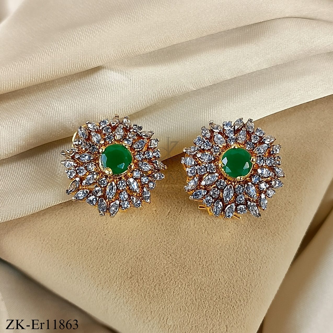 EMERALD EARRINGS