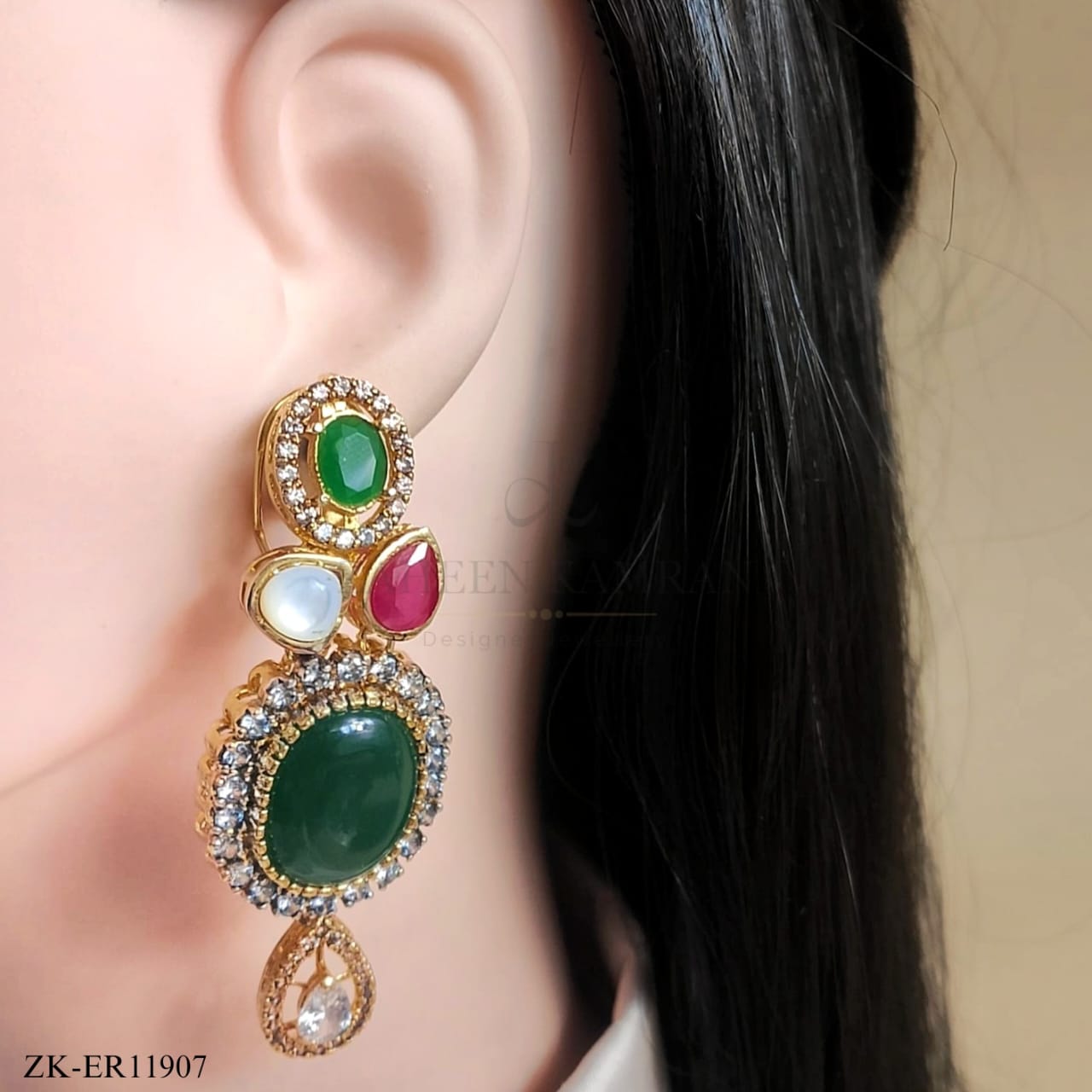 EMERALD EARRINGS