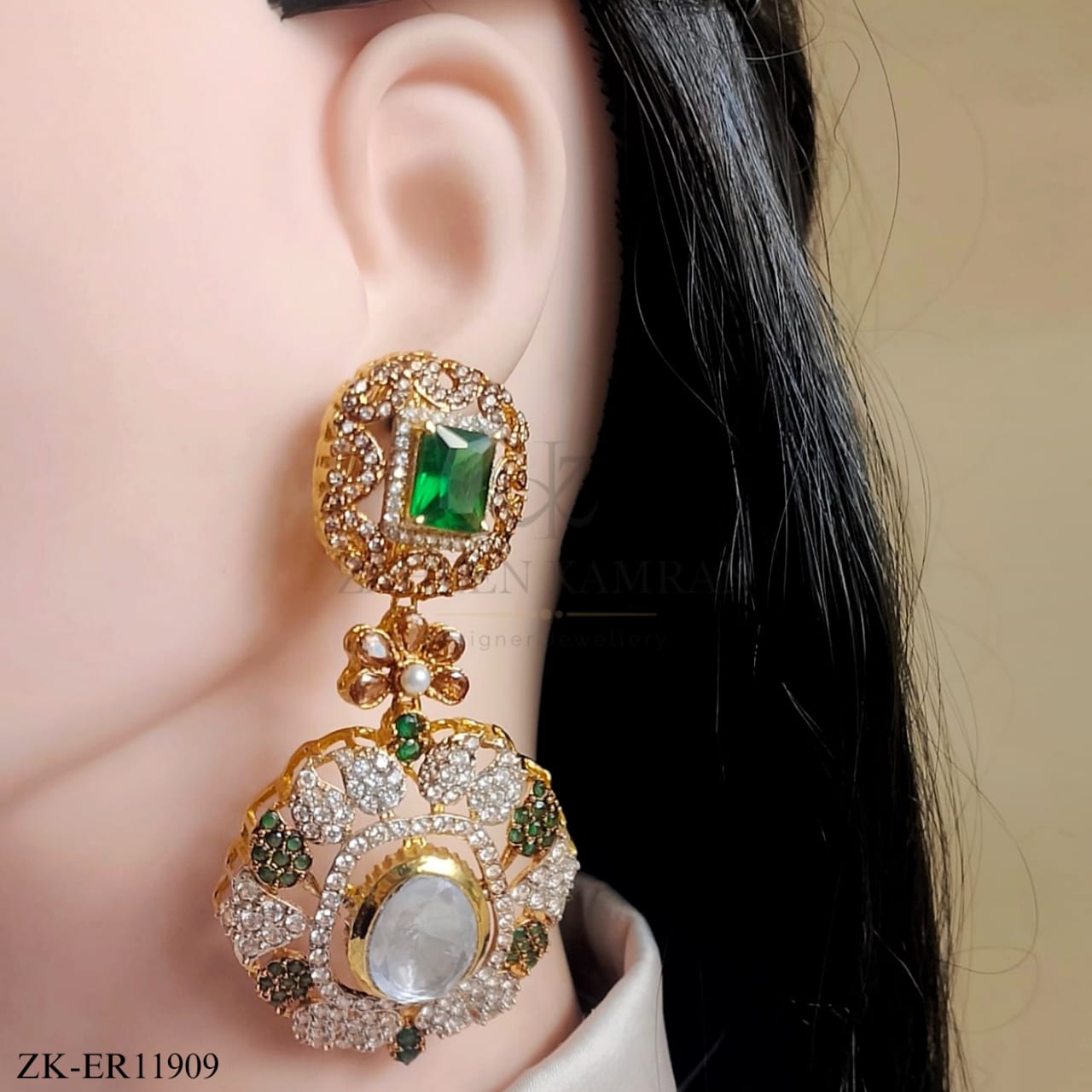 EMERALD EARRINGS