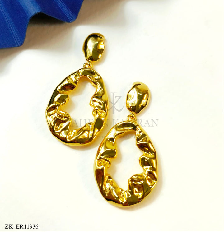 GOLDEN EARRINGS