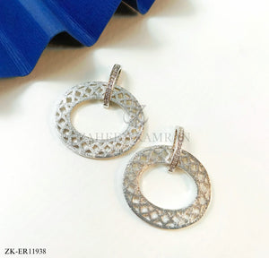 OVATE SILVER EARRINGS