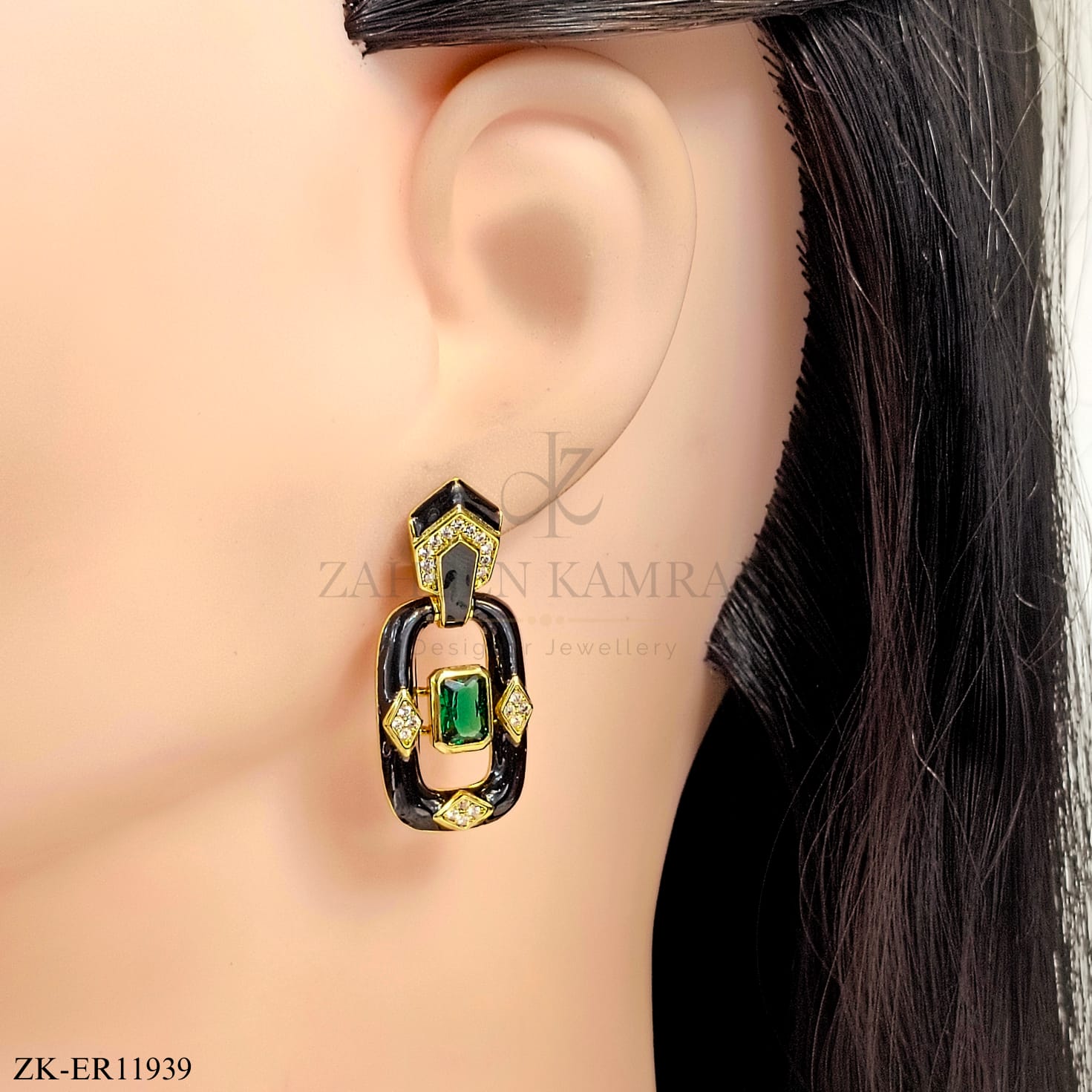 BLACK MEENA EARRINGS