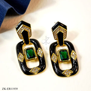 BLACK MEENA EARRINGS