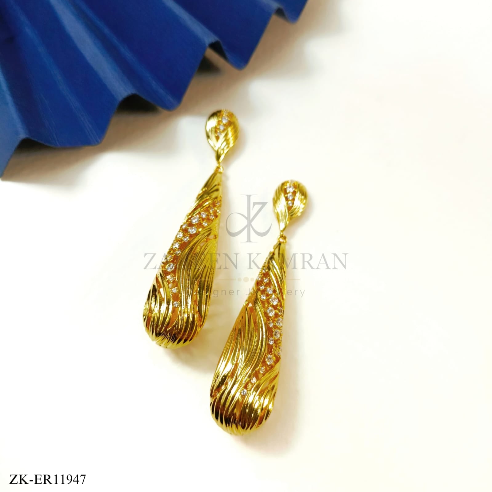 ZIRCONIAN EARRINGS