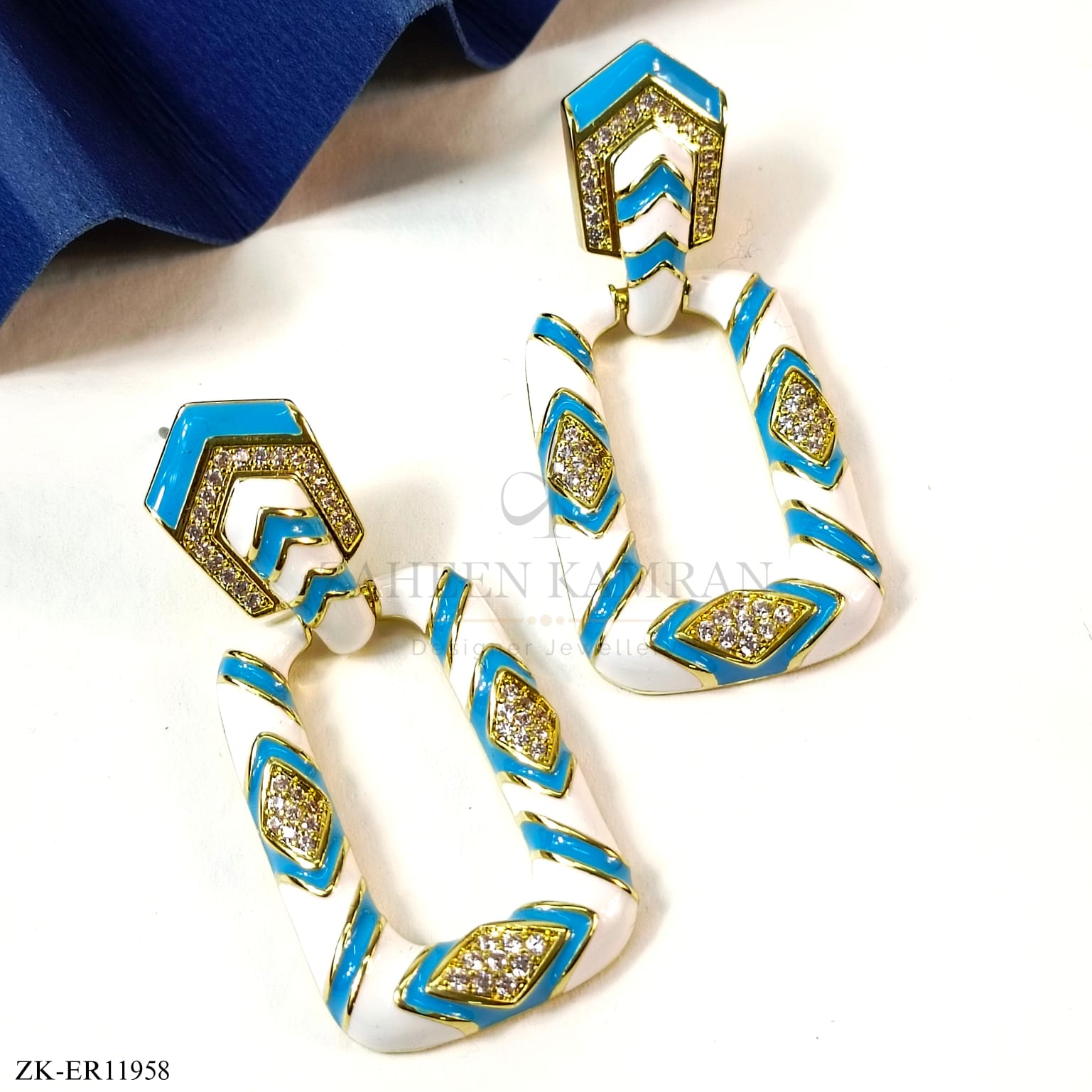 HANGING SILVER EARRINGS