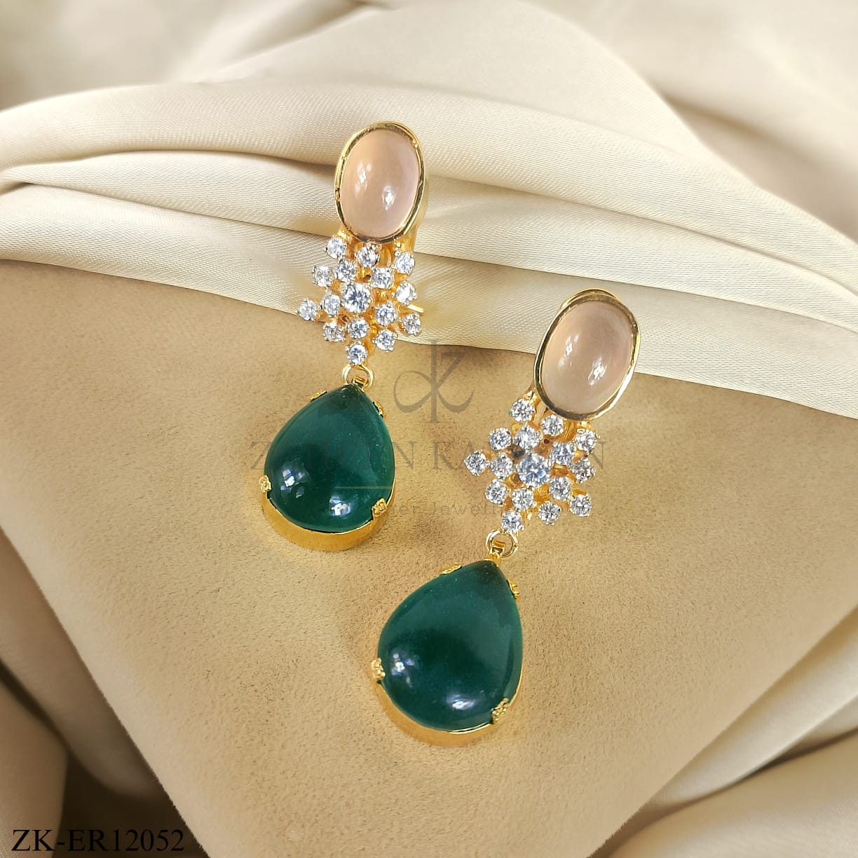 EMERALD EARRINGS
