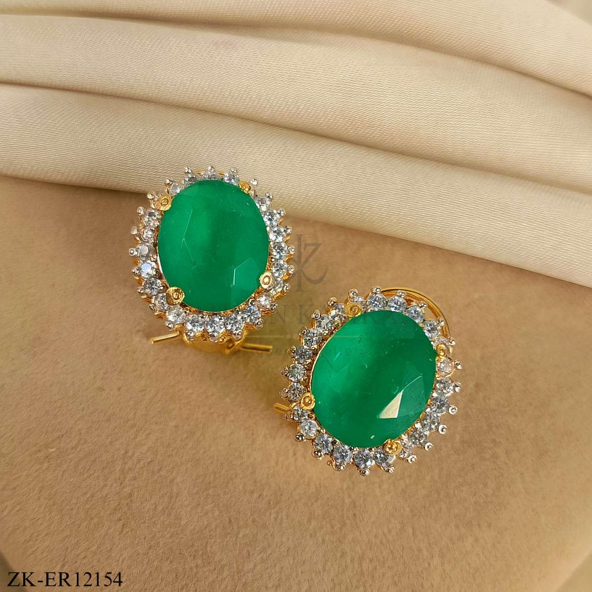 EMERALD EARRINGS