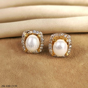 PEARLS EARRINGS