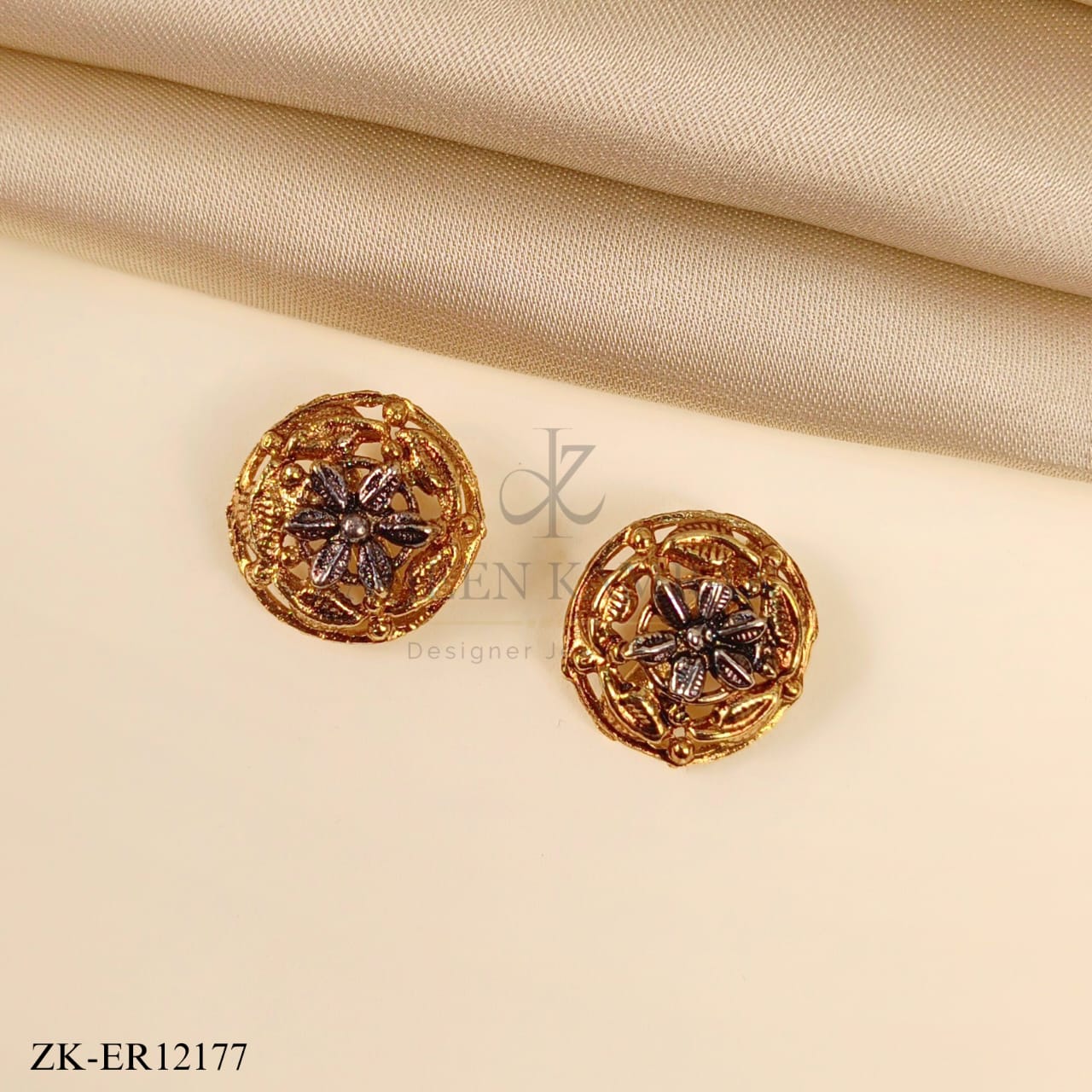 ANTIQUE FLORET EARRINGS