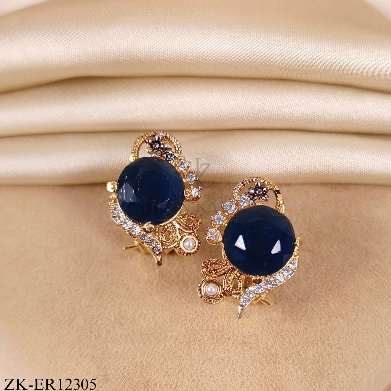 SAPPHIRE EARRINGS