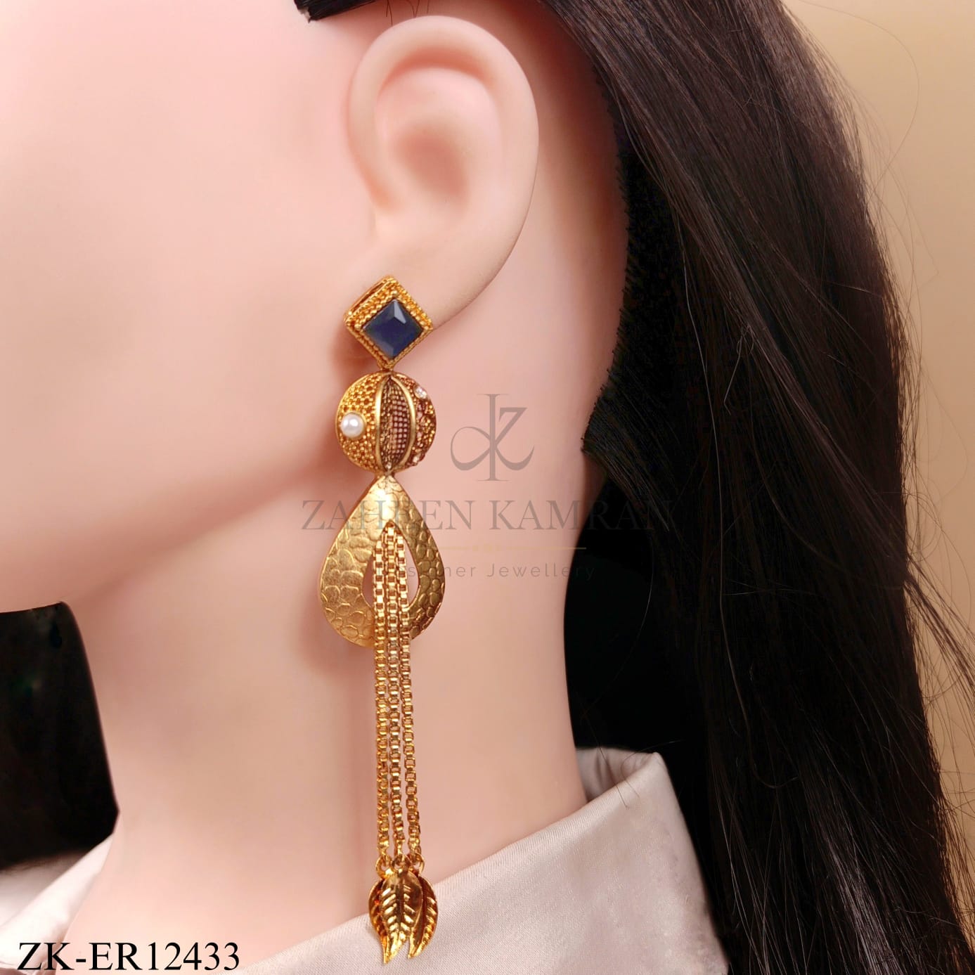SAPPHIRE CHAIN EARRINGS
