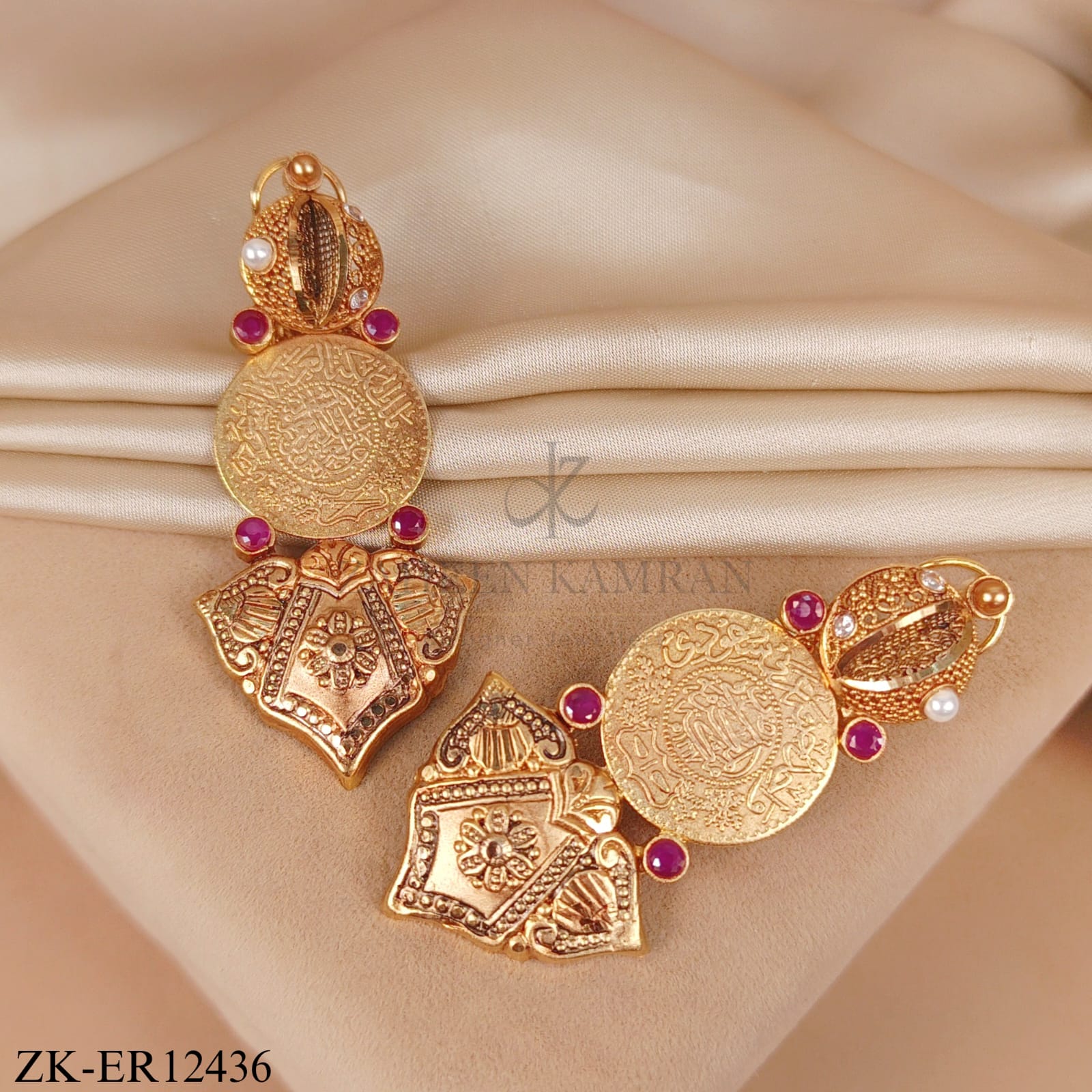 CALLIGRAPHY EARRINGS