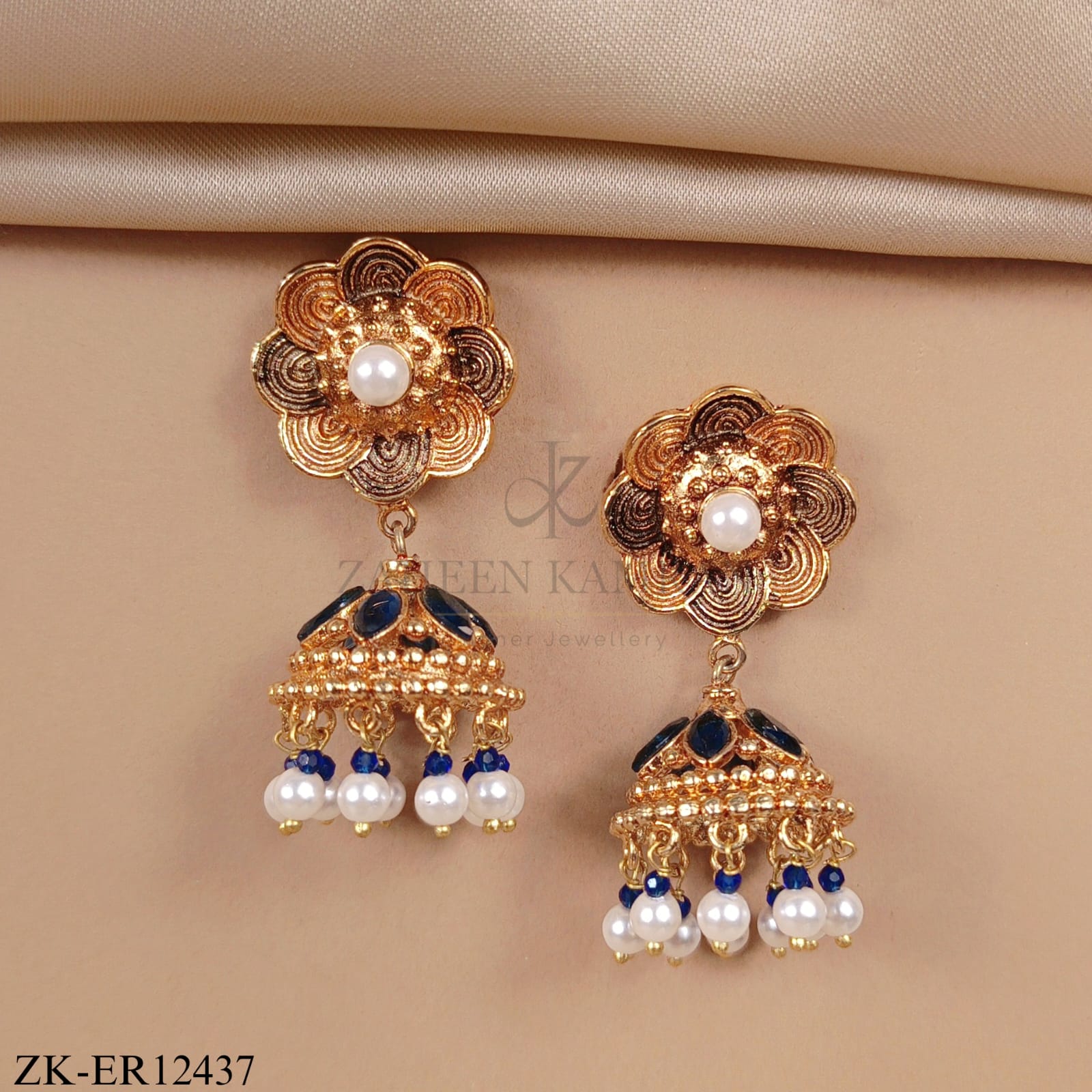 FLORENCE EARRINGS WITH SAPPHIRE