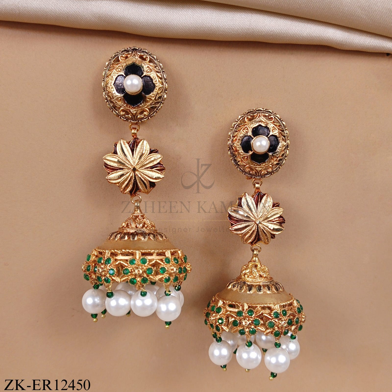 TRADITIONAL FLORAL EMERALD EARRINGS