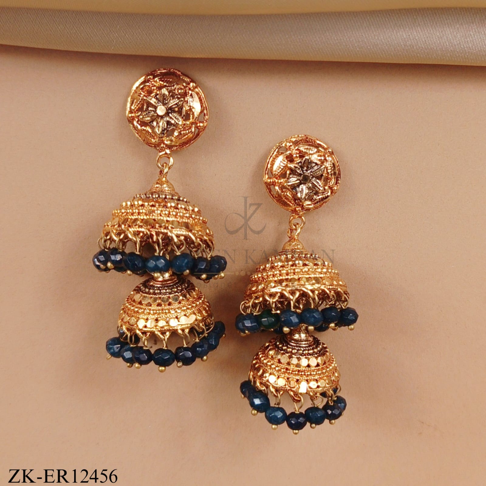 GOLDEN DOUBLE EARRINGS WITH SAPPHIRE ACCENTS
