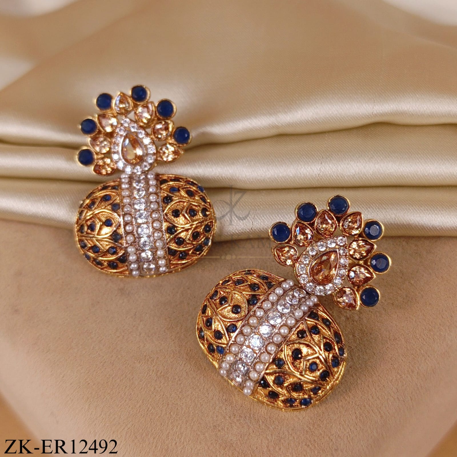 SAPPHIRE DOME ZIRCONIAN EARRINGS