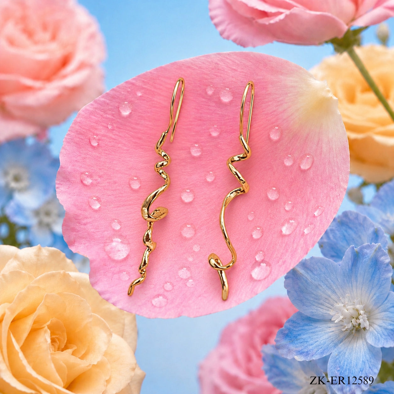 GOLD SLEEK TWISTED EARRINGS