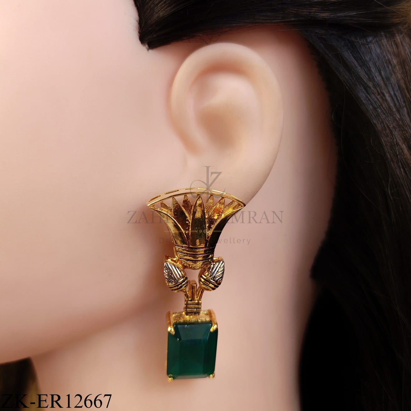 GOLD TONE LOTUS TOP WITH SQUARE EMERALD EARRINGS