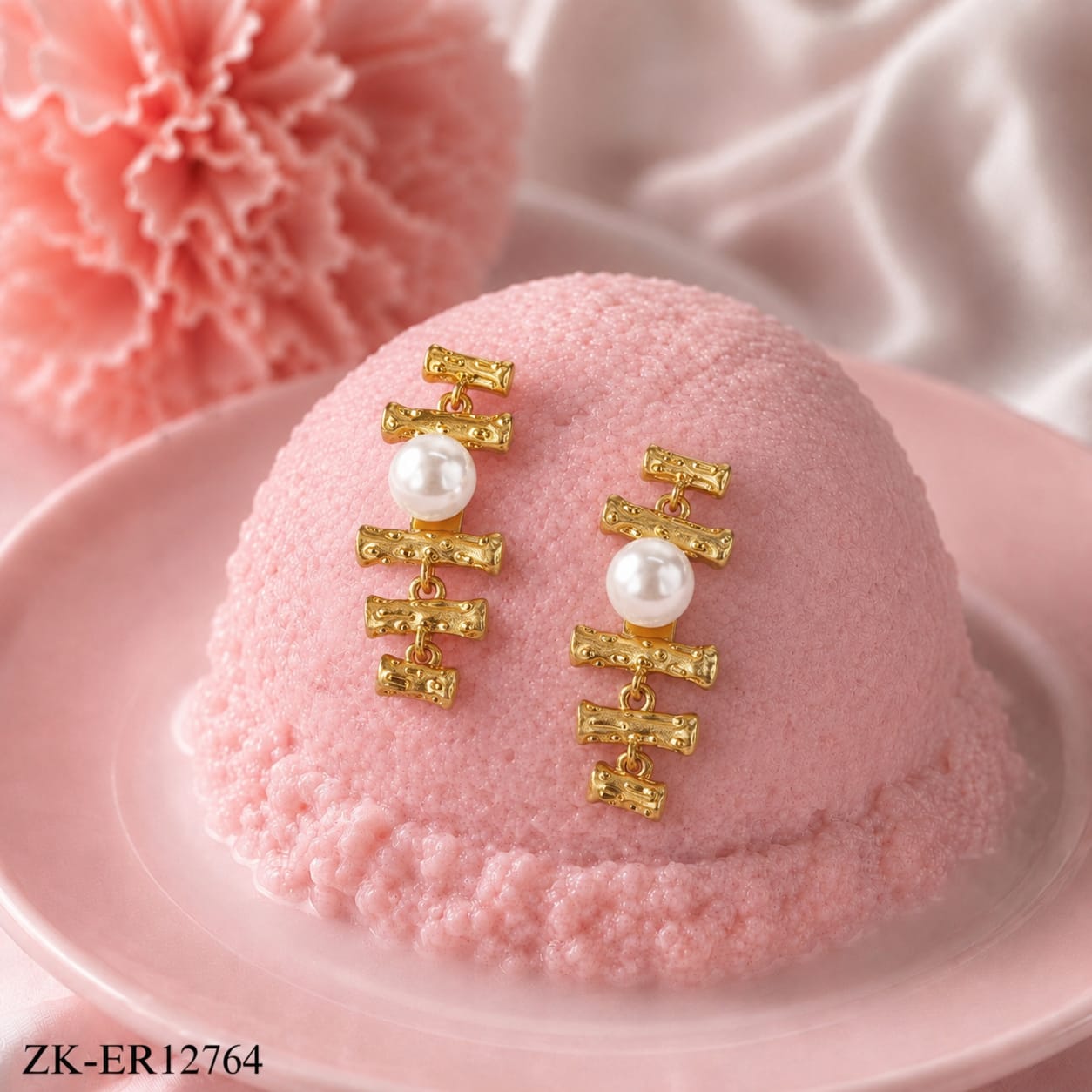 GOLD STACKED BAR EARRINGS WITH PEARL DROP