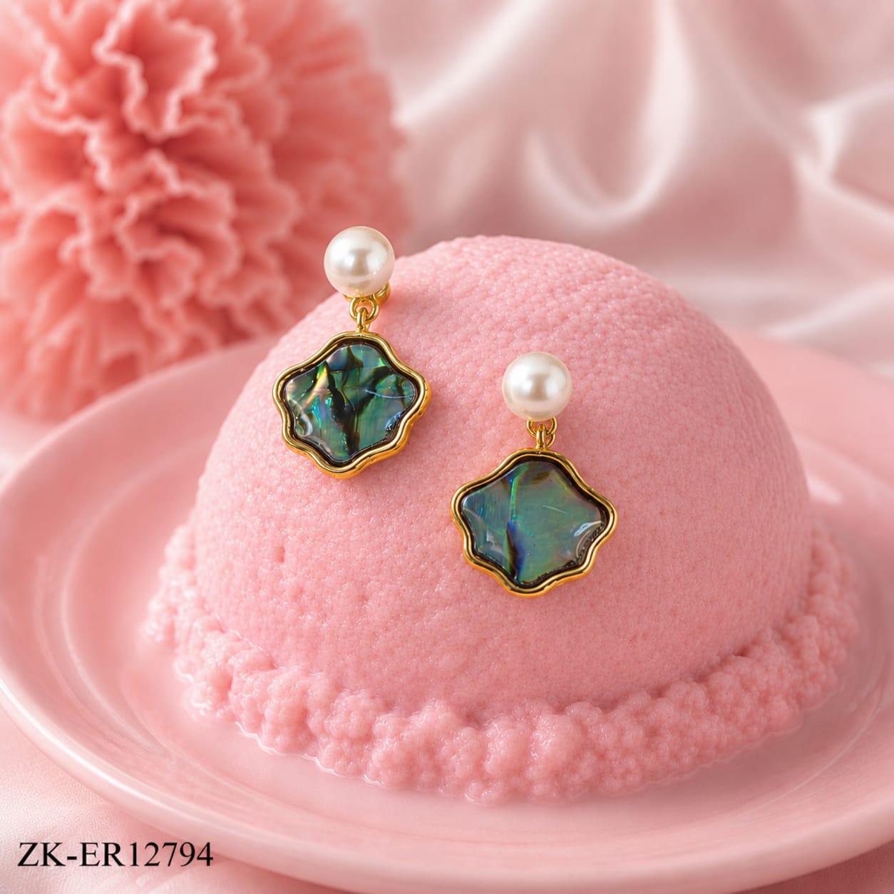 SEA GREEN SHELL EARRINGS