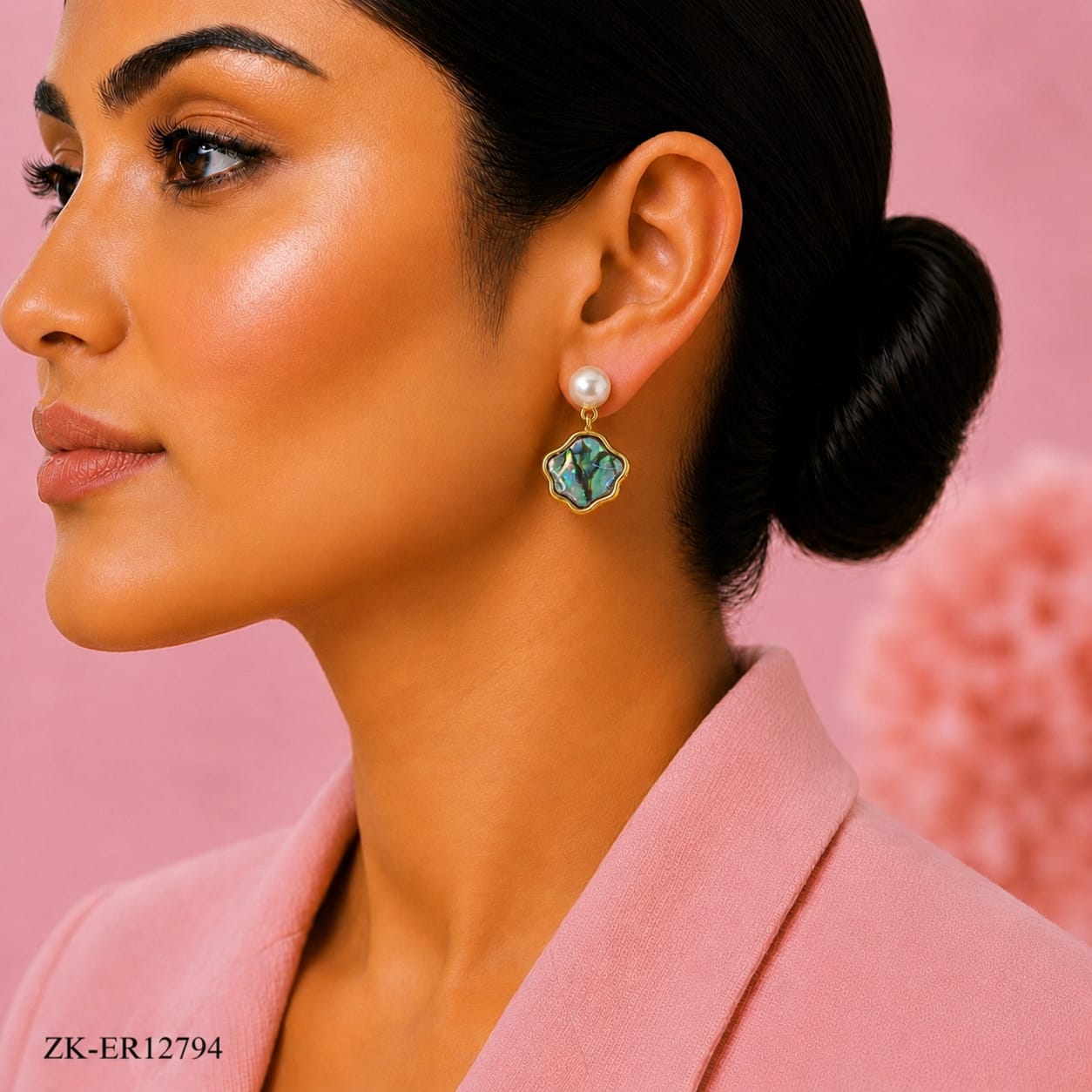 SEA GREEN SHELL EARRINGS