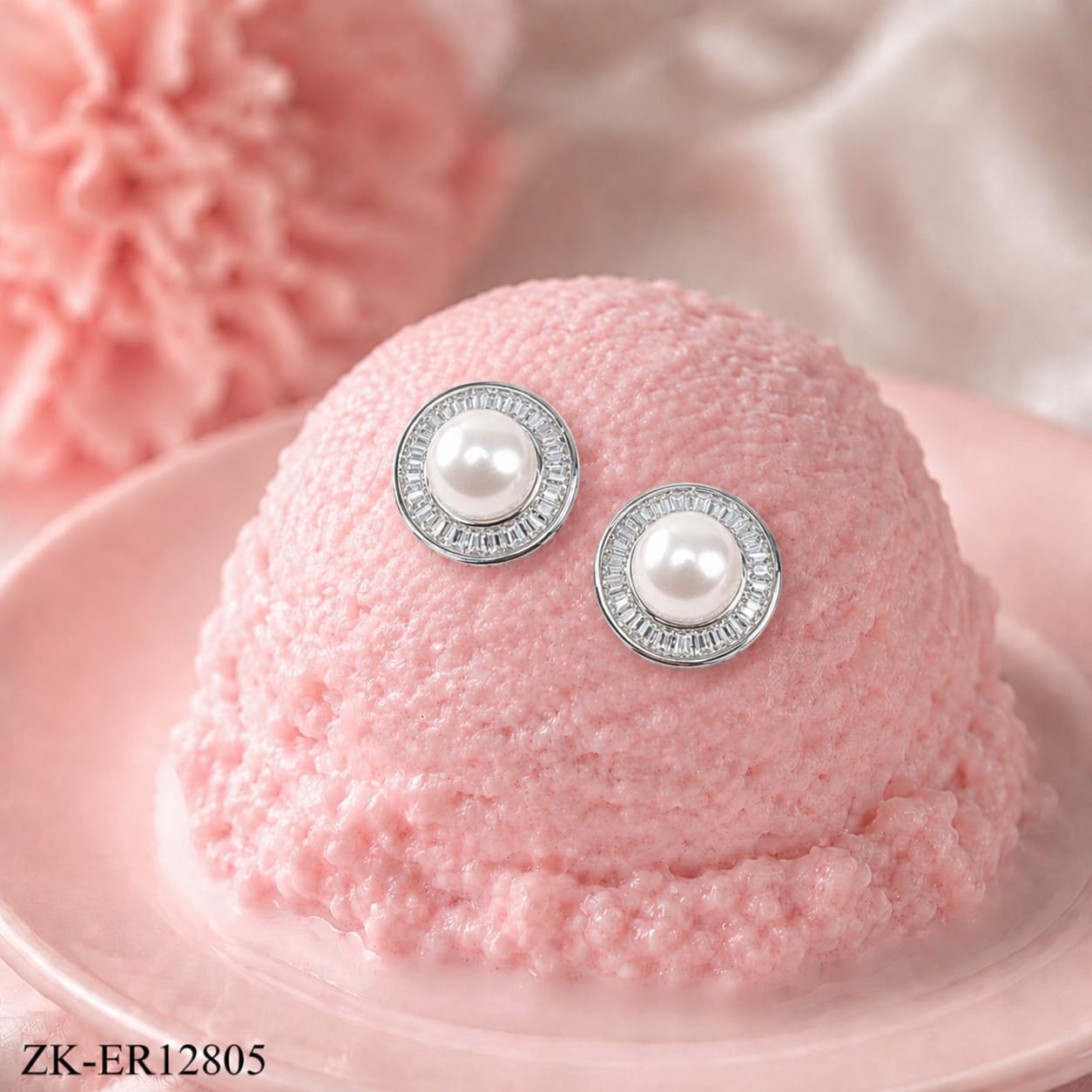 SILVER PEARL CENTRE EARRINGS