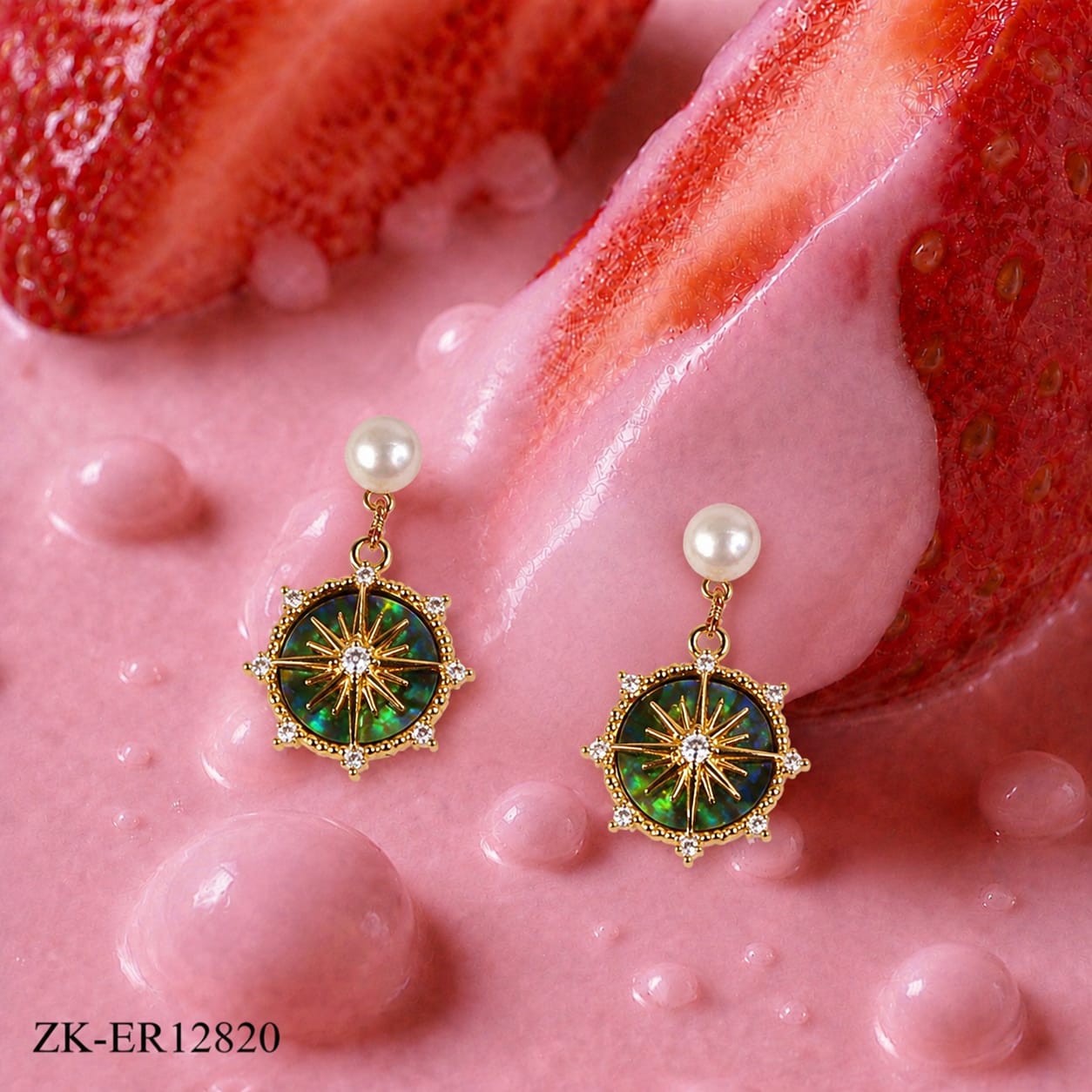 GOLDEN ROUND SHELL BASE EARRINGS