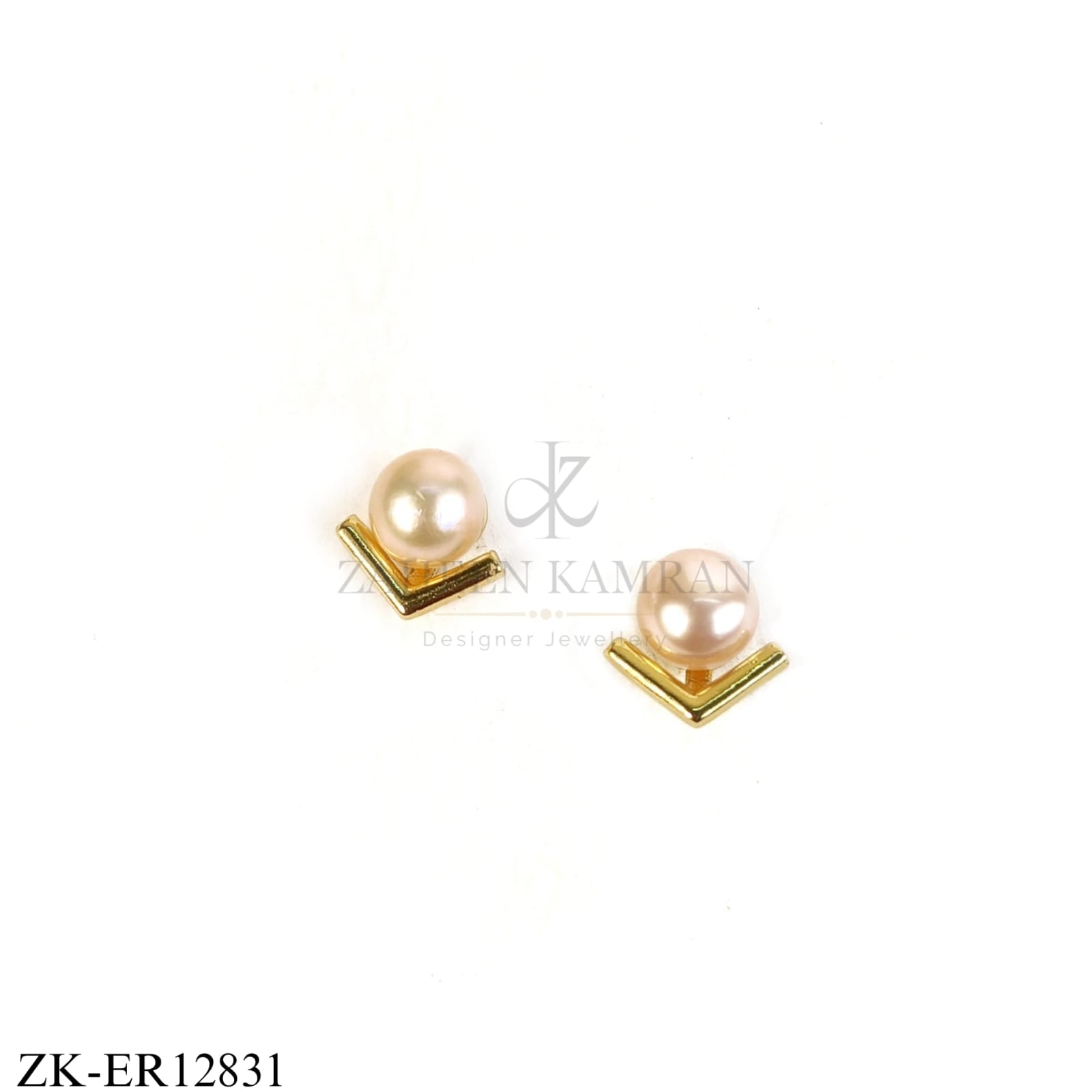 PEARL WITH V SHAPE BAR EARRINGS