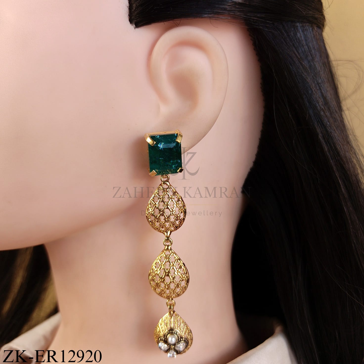 EMERALD LONG EARRINGS