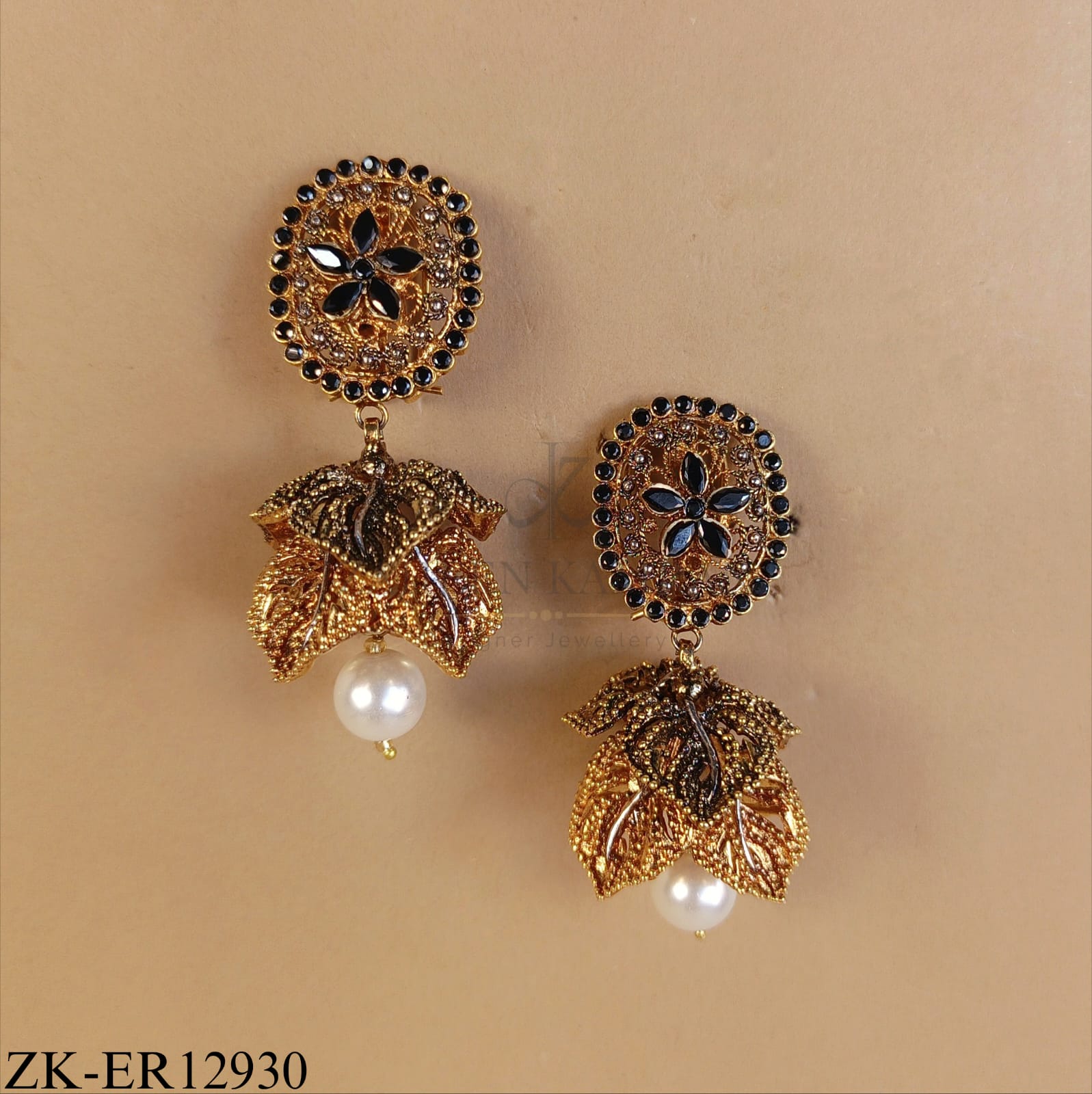 BLACK ONYX EARRINGS