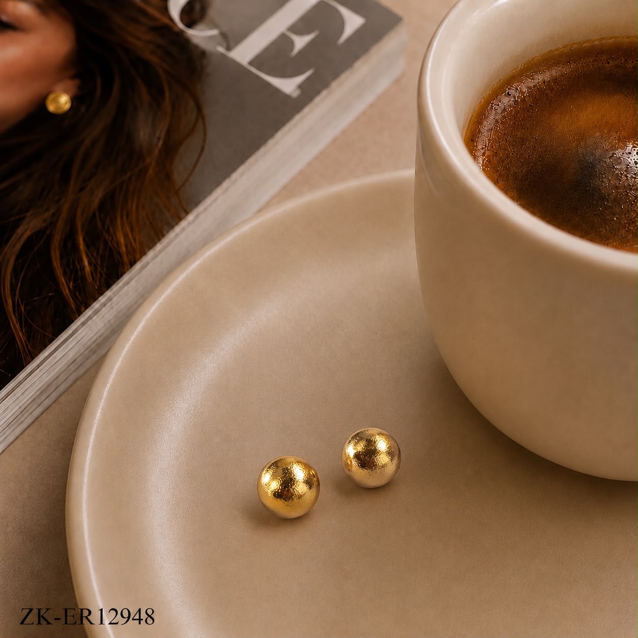 ROUND TEXTURED EARRINGS