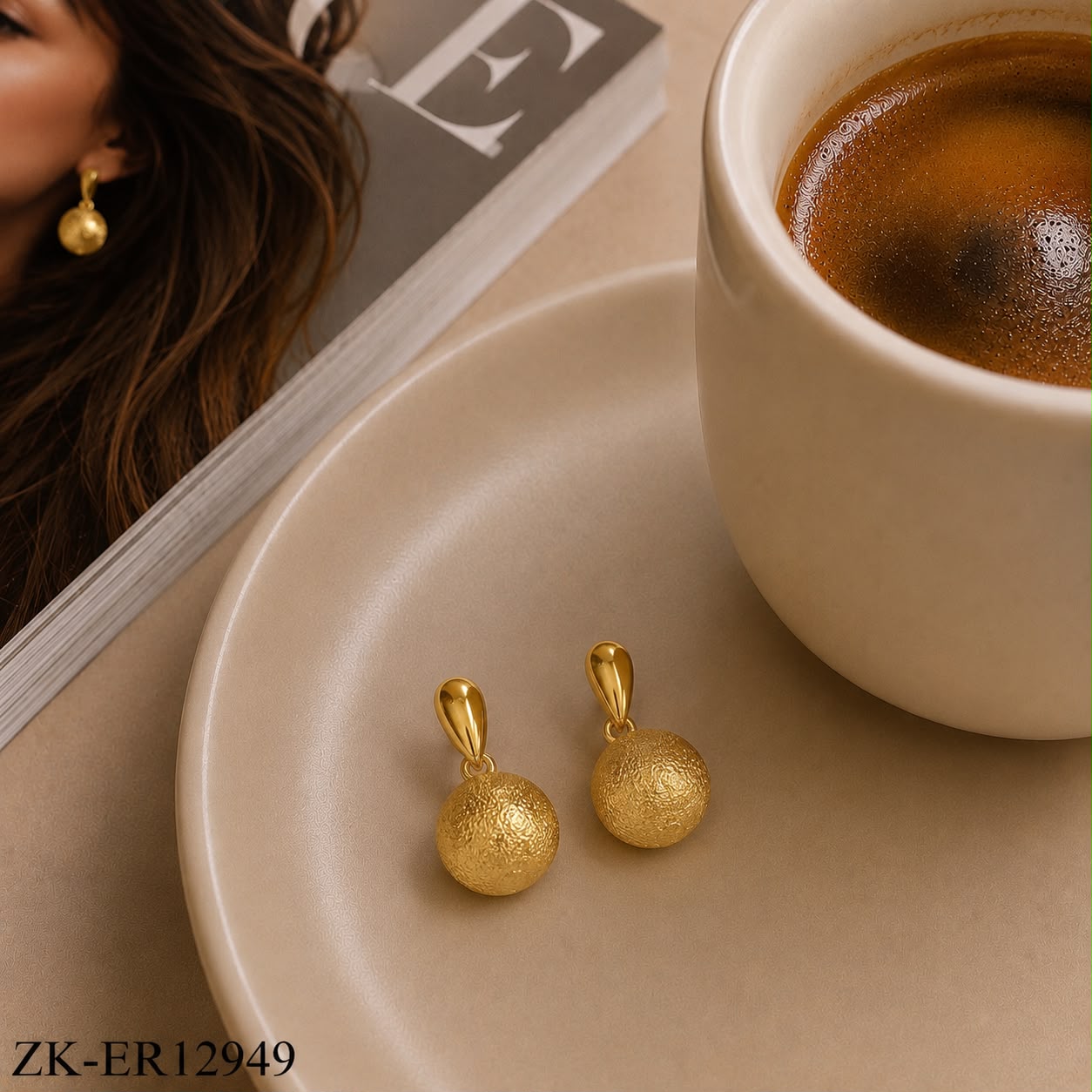 GOLDEN TEXTURED EARRINGS