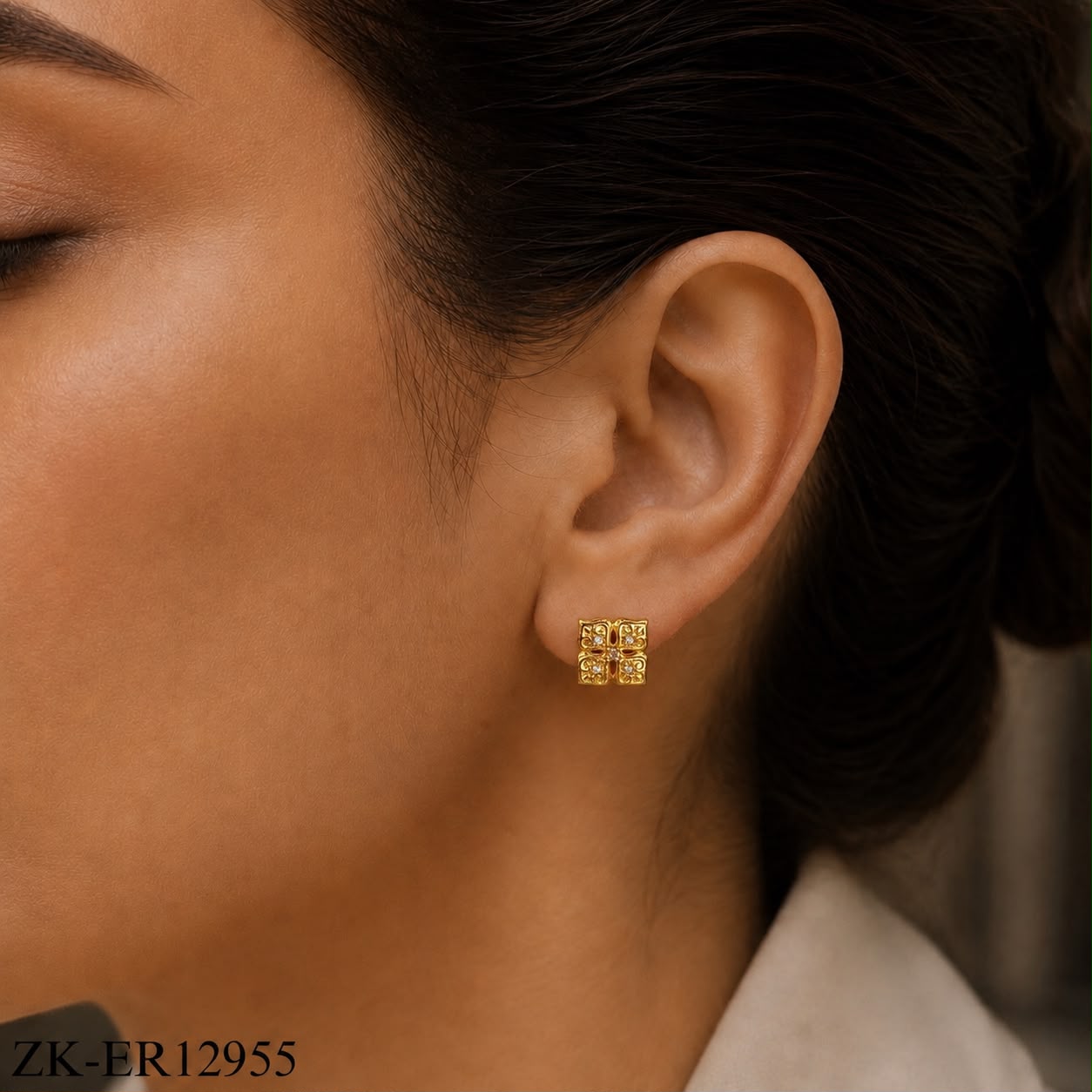 SQUARE FLORAL EARRINGS