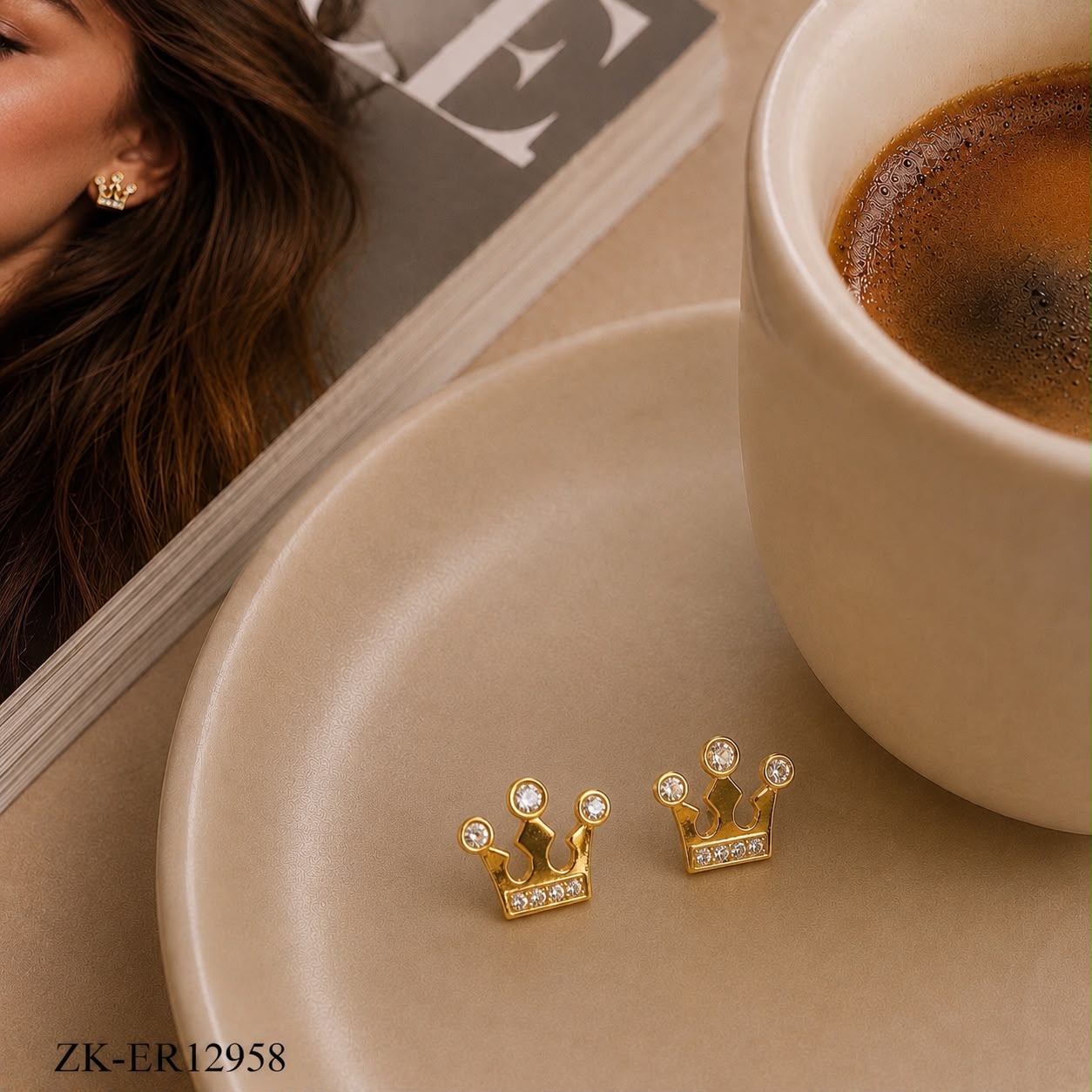 CROWN ZIRCONIAN EARRINGS